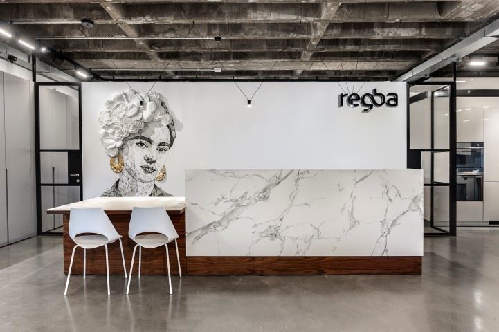 פרויקט תאורה - Regba Kitchens – Ra'anana